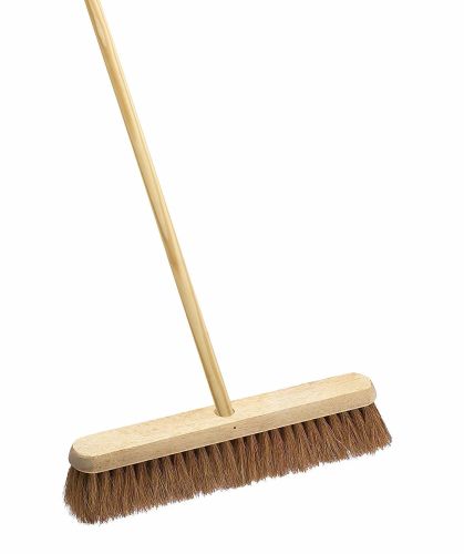 18 bassine broom head with fitted 54 handle